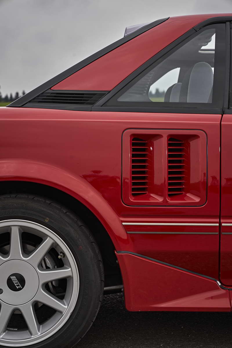 Toyota MR2 vs Fiat X 15